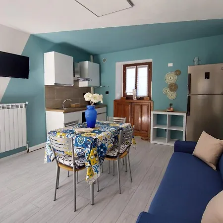 Апартаменты La Casa Di Memole *